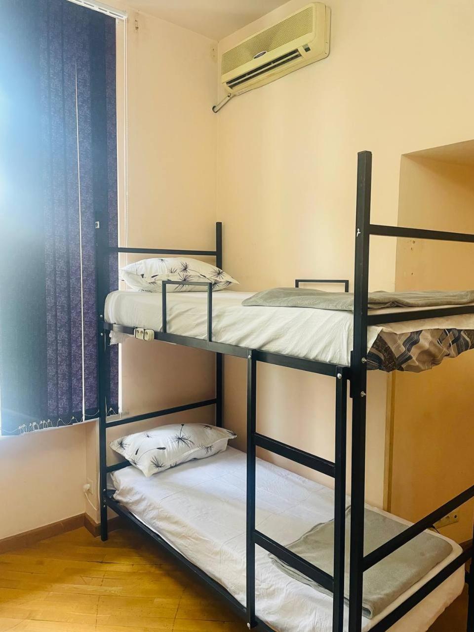 Olympic Hostel Єреван Екстер'єр фото
